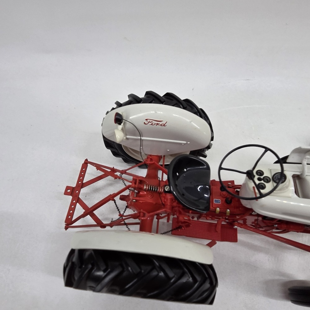 Ford Farm Tractor 1950s Vintage Machinery 1:12 Model Diecast J Rare 11" Die Cast - Picture 16 of 16